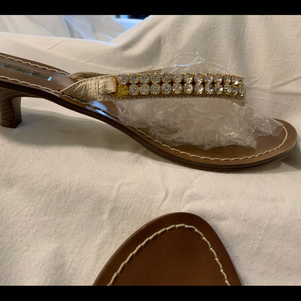 European crystal studded sandals in beige. Size 41